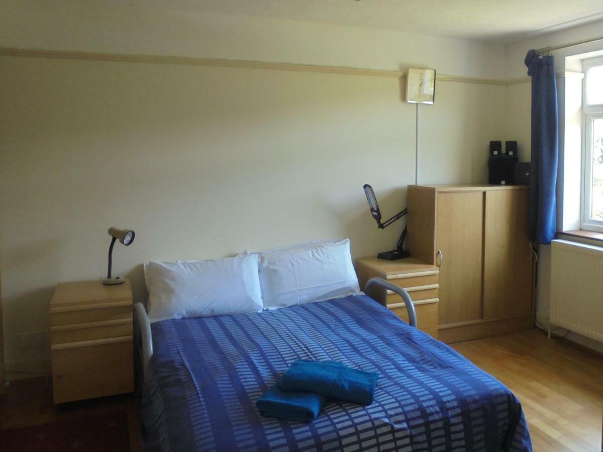 Kelvin Side Villa Истборн Екстериор снимка
