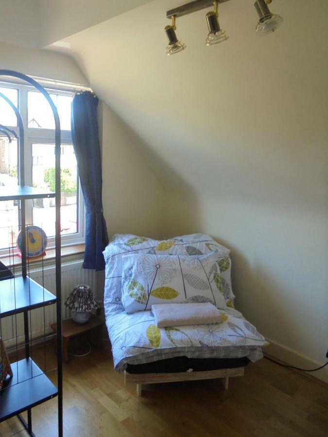 Kelvin Side Villa Истборн Екстериор снимка